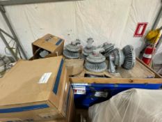 LOT OF (11) INDUSTRIAL LAMPS