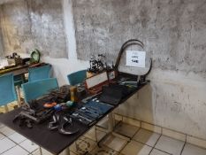 LOT OF MEASURING EQUIPMENT