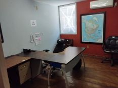 LOT OF OFFICE FURNITURE