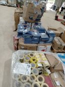 LOT OF APPROXIMATELY (2902) PIECES OF VARIOUS MATERIALS