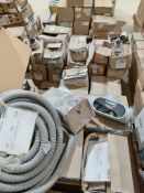 LOT OF (192) MTS OF FLEXIBLE PIPE AND (70) PIECES OF MISCELLANEOUS ELECTRICAL MATERIAL