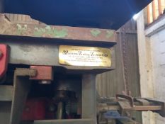 WEDGE MAKING MACHINE