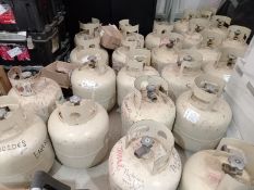 LOT OF (22) GAS CYLINDERS CAPACITY 10 KG