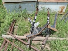 LOT OF (4) S/PL 2843-M-CA-201 SPOOL HOLDER SUPPORTS