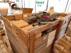 LOT OF (1834) PIECES OF VARIOUS MATERIALS