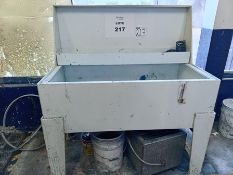 CLEANING BOOTH EQUIPMENT