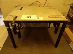 PNEUMATIC NETTING TABLE.