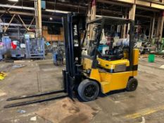 8,000 POUND YALE MODEL GLC080LJNGAE088 FORKLIFT