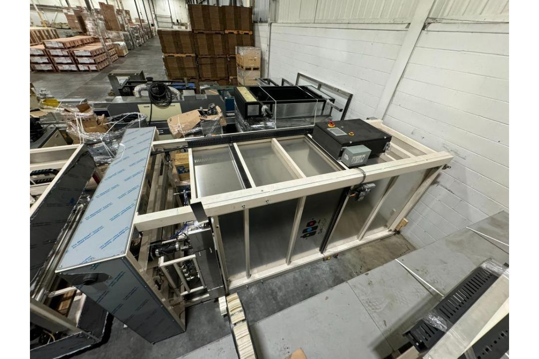 2020 GRX Manufacturing FHA 3000 full Height automatic can depalletizer w/ Z style side grip decline - Image 5 of 19
