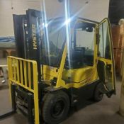 2018 6000 Pound Hyster 60XT Pneumatic Tire Forklift 2018 Side Shift And Fork Positioner