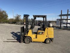2015 8,000 Pound Caterpillar Forklift Model GC40KS