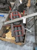 Large machine skate and two Jung machine lifting jacks, type JH-15-G-Plus, 15,000kg