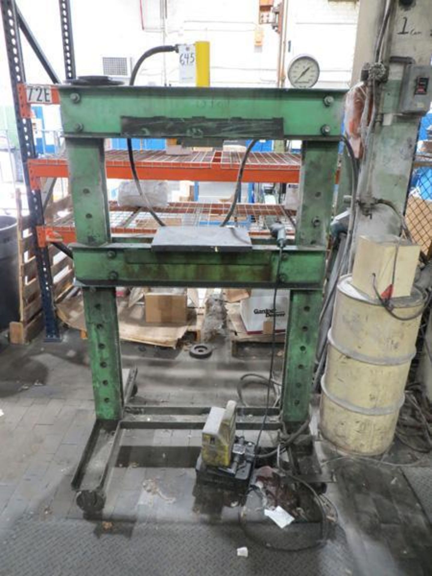 10 ton H-Frame press with Enerpac power unit, adjustable ram, 32" x 36"