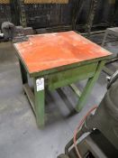 Work bench with vise