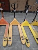 Uline Model H-1043 5,500lb Capacity Pallet Jack