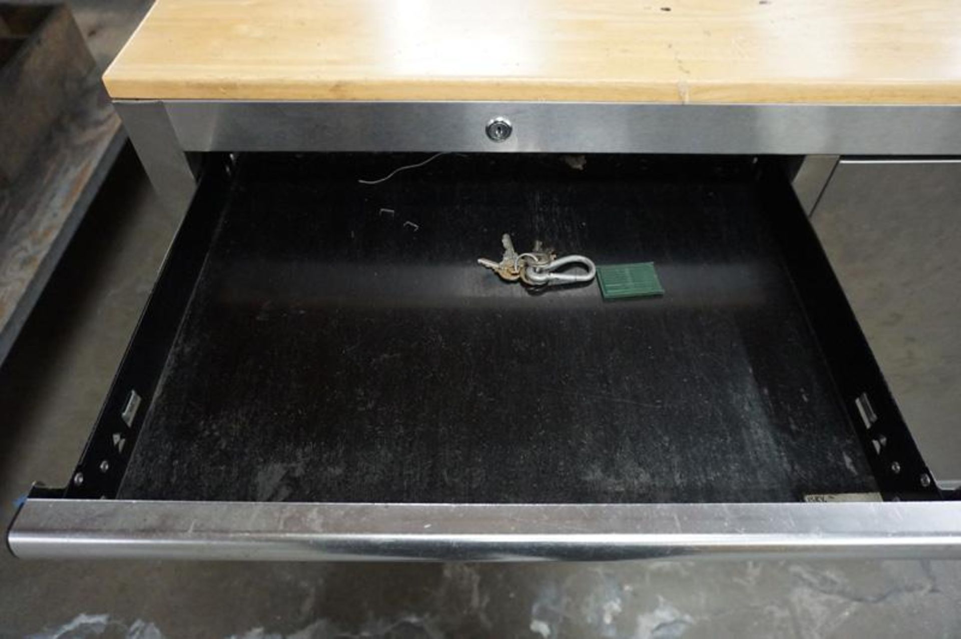 HUSKY Rolling Tool cabinet and Work Bench - Image 2 of 8