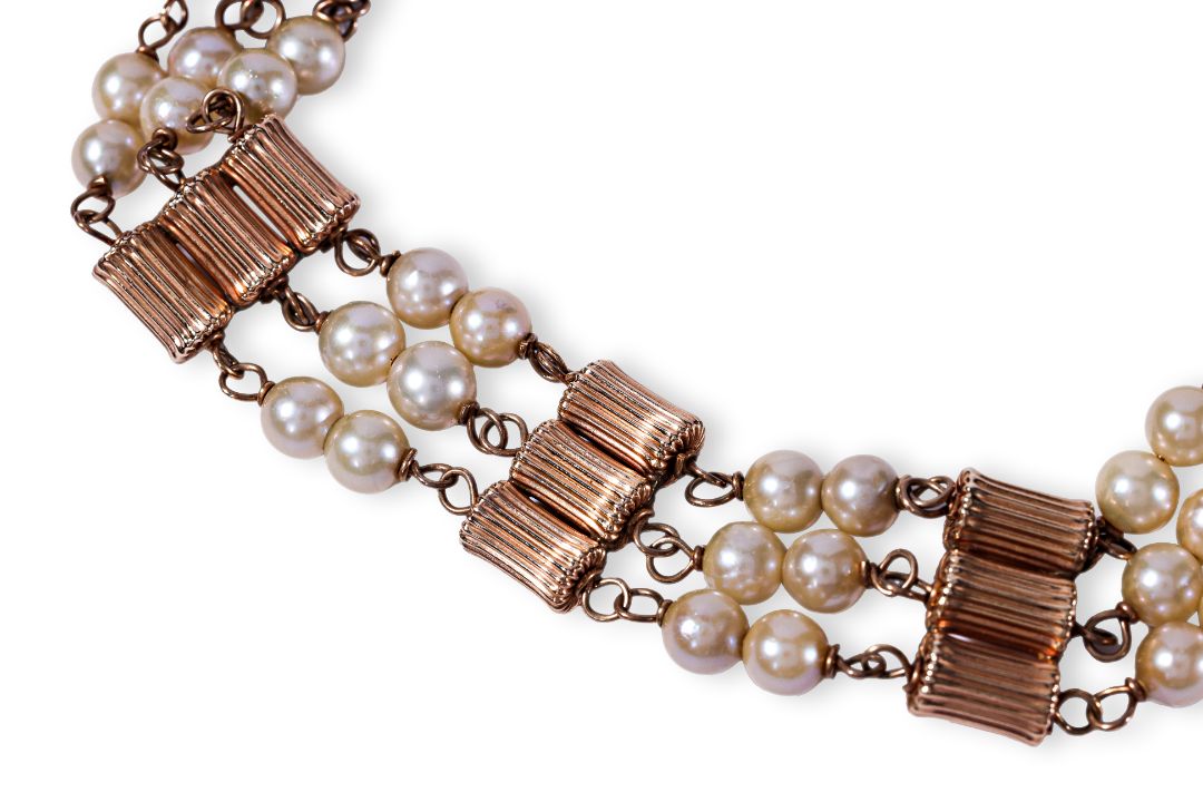 A CULTURED PEARL THREE ROW GOLD BRACELET - Image 3 of 4