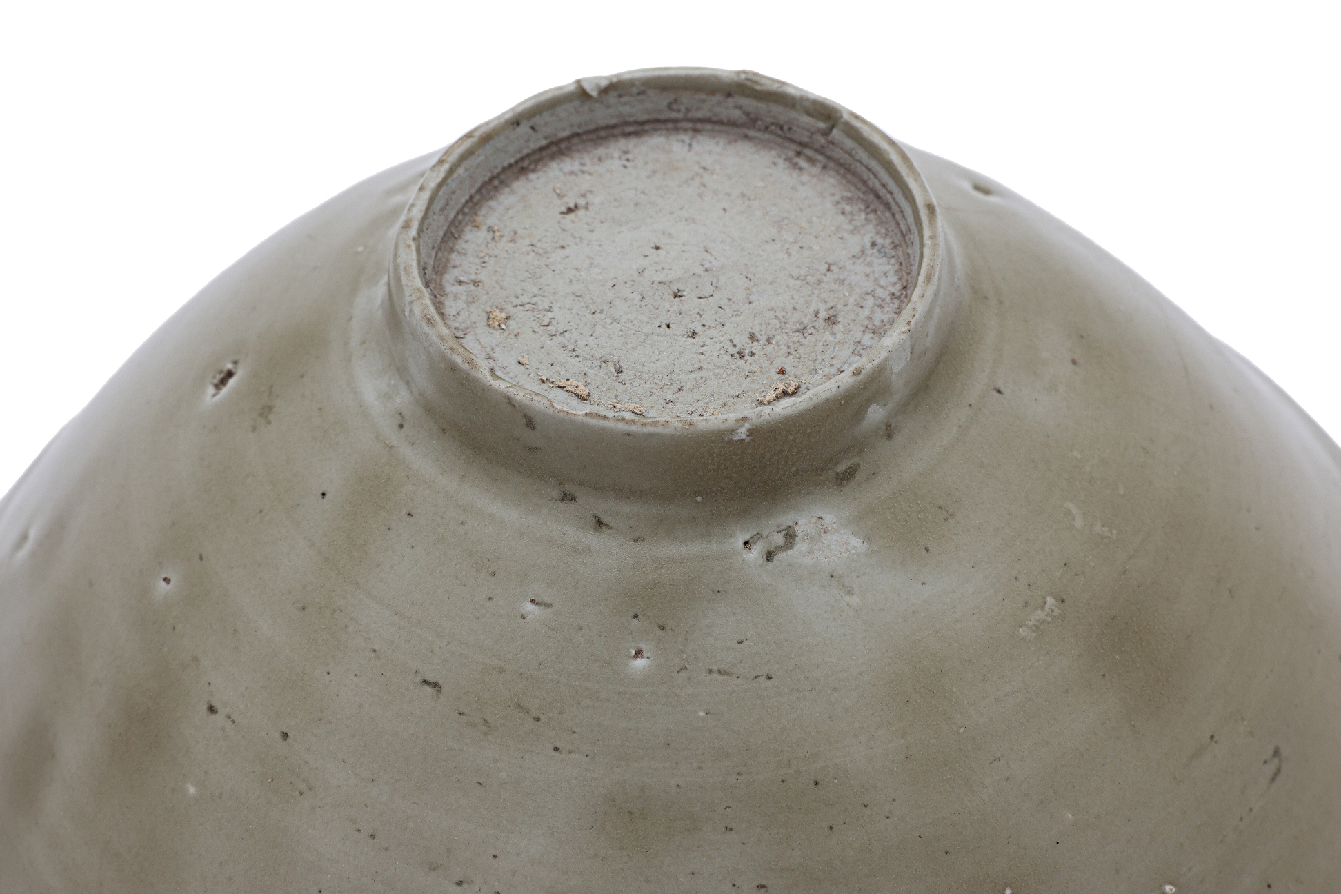 A COMBED OLIVE GREEN GLAZED BOWL - Image 4 of 5