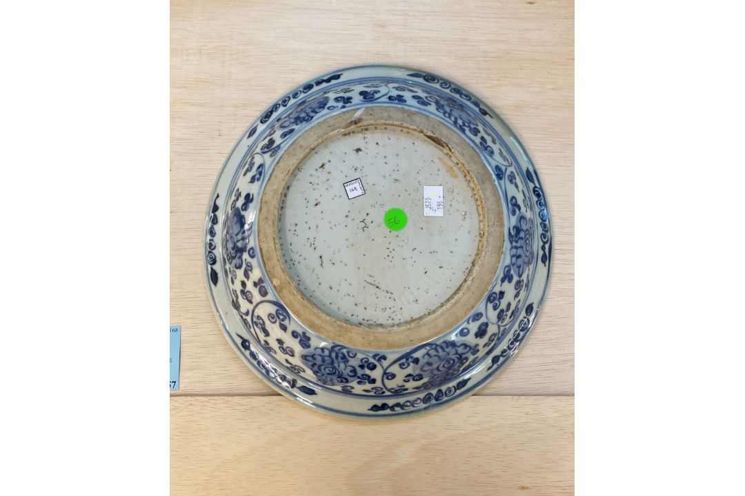 A BLUE AND WHITE PHOENIX DISH - Image 15 of 15