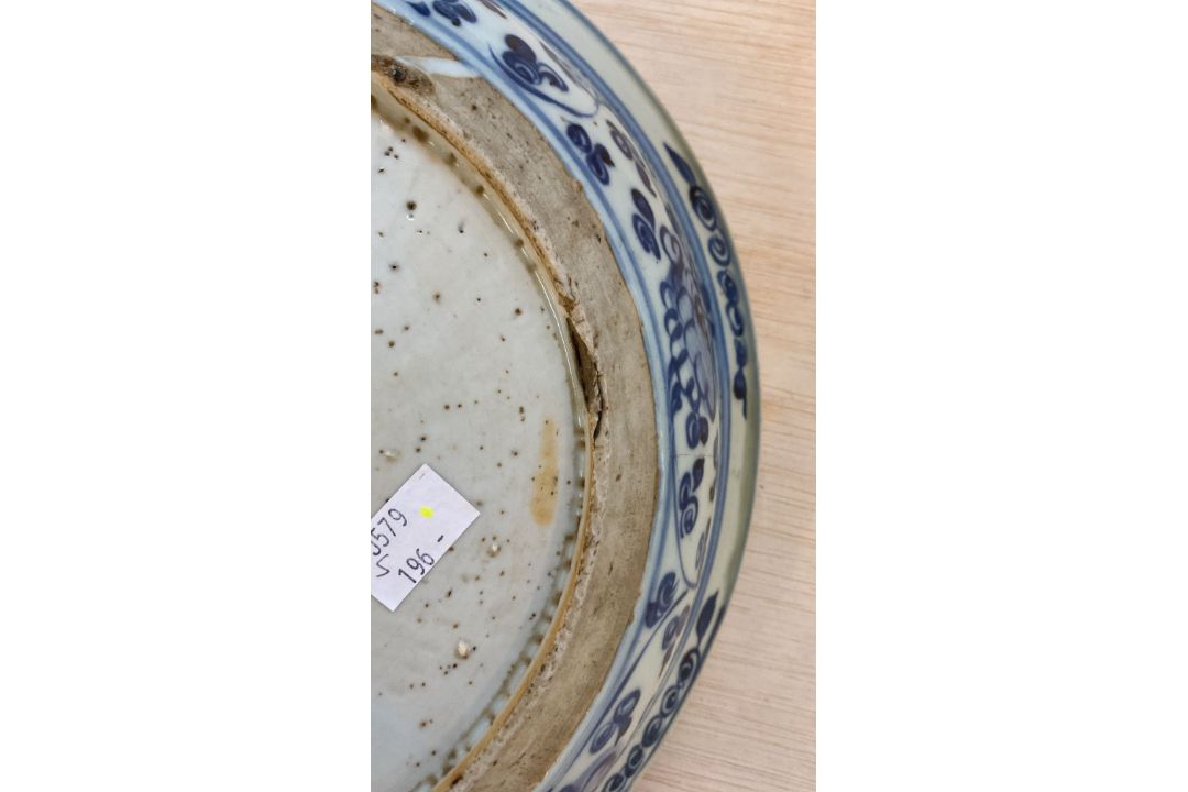 A BLUE AND WHITE PHOENIX DISH - Image 13 of 15