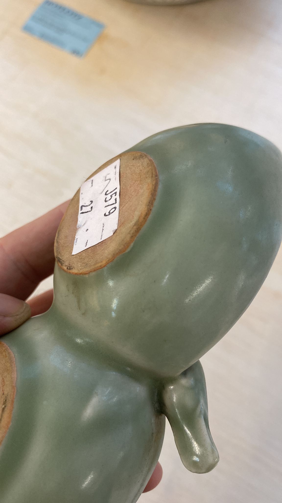A CELADON PEACH-FORM WATER DROPPER AND WASHER - Image 10 of 12