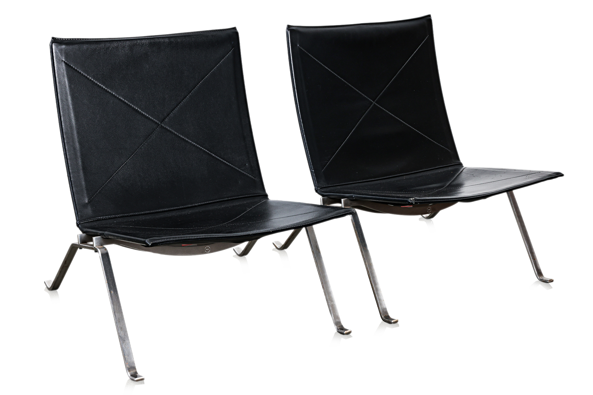 A PAIR OF POUL KJAERHOLM PK-22 CHAIRS FOR FRITZ HANSEN - Image 4 of 4