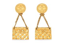 A PAIR OF CHANEL FLAP BAG EARRINGS