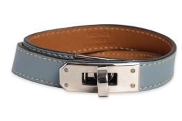 A HERMES KELLY DOUBLE TOUR LEATHER BRACELET