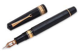 OMAS THE PARAGON 'GOLDEN SEAL' LIMITED EDITION FOUNTAIN PEN