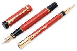 PARKER DUOFOLD ORANGE FOUNTAIN PEN AND PENCIL SET