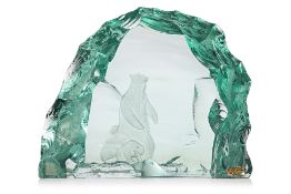 A VICKE LINDSTRAND POLAR BEAR ART GLASS SCULPTURE FOR KOSTA BODA
