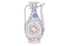A VIETNAMESE BLUE AND WHITE EWER