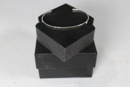 An as new Stone & May 925 Sterling Silver Cuff Bra