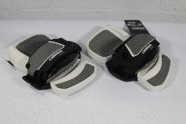 A pair of as new Cabrinha Source Bindings 2023 for