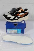 A pair of boxed as new Mizuno Sky Medal Patta Road