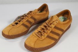 A pair of Adidas Tobacco Gruen Originals (Size UK