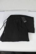 A pair of men's as new Benklark Off Court Pleated
