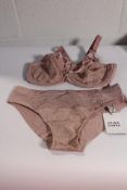 Prima Donna Sophora Bois De Rose Bra UK36 D and a pair of Prima Donna Sophora Bois De Rose Briefs UK