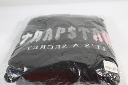 Trapstar Decoded Hooded Short Set Black/Pink Size XS.