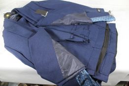 Three as new Derman Navy Patterned Fabric Luxury 3-piece Suits (RMZ) (Jacket 50R, waistcoat 50, trou