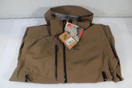 A men's as new Revolution Race Cyclone Rescue Jacket 2.0 (XL).