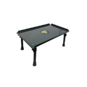 Five Carp On Bivvy Tables. As New (25-3300).