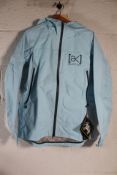 Women's Burton [ak] Surgence GORE-TEX Jacket - Crystal Blue (M).