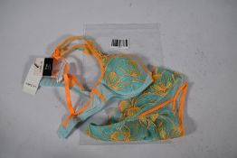 An as new Marie Jo Georgia Padded Heart Shaped Bra in Clearwater, Size UK 32 and an as new Marie Jo