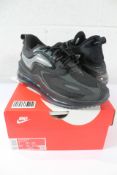 Nike Air Max Zephyr - Black/Dark Smoke Grey - (Men's UK 6).