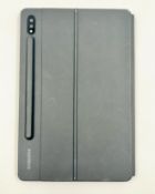 A pre-owned Samsung Galaxy Tab S7 (SM-T870) 256GB with Samsung Book Cover Keyboard (Factory reset, a