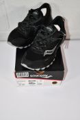 Saucony Excursion TR15 GTX in Black/Shadow (UK 9).