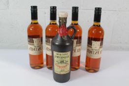 Four Moniack Mead (14.6% vol) and One Dwójniak Koronny Mead - Stoneware (16% OBJ), all 750ml.