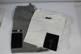 Trapstar Irongate Mesh Pocket Short Set White/Grey Size XL.
