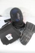Faits D'Armes Fencing Mask 350N, SPES Trinity Mask Overlay 350N and Faits D'Armes Kevlar Gloves (M).